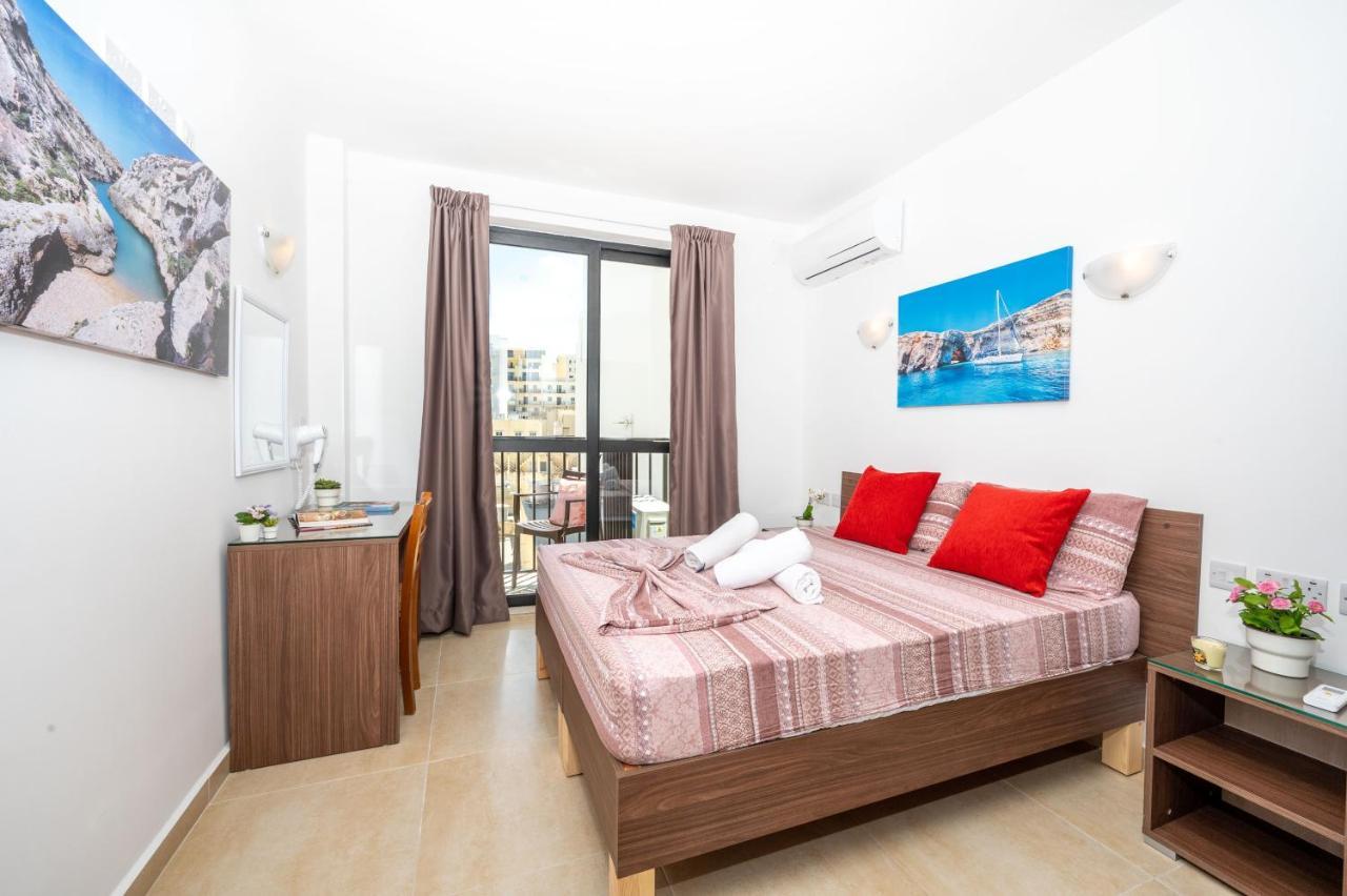 Sea Bliss Apartments With Terrace Just Off Seafront In St Paul'S Bay - By Getawaysmalta San Pawl il-Baħar Eksteriør billede