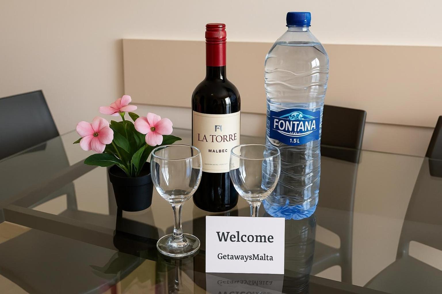 Sea Bliss Apartments With Terrace Just Off Seafront In St Paul'S Bay - By Getawaysmalta San Pawl il-Baħar Eksteriør billede