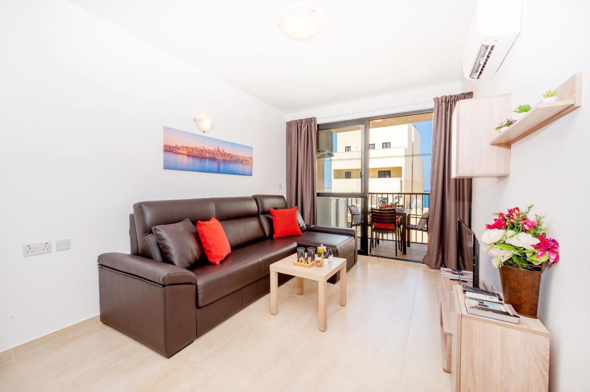 Sea Bliss Apartments With Terrace Just Off Seafront In St Paul'S Bay - By Getawaysmalta San Pawl il-Baħar Eksteriør billede